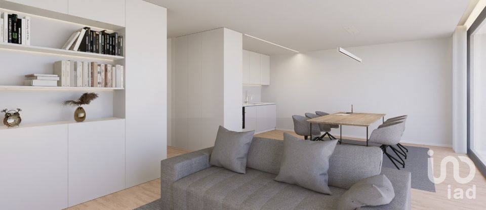 Lodge T3 in Forjães of 163 m²