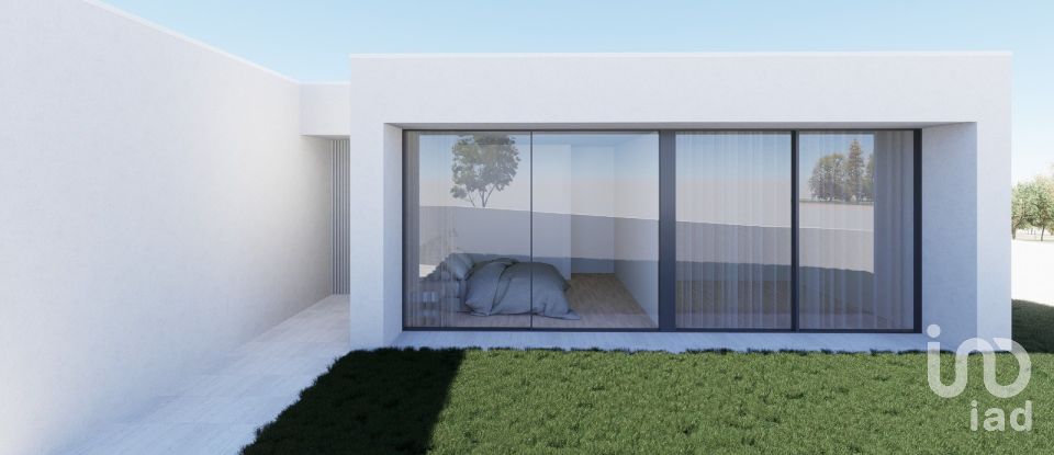 Lodge T3 in Forjães of 163 m²