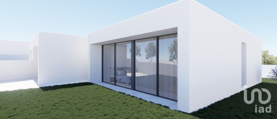 Lodge T3 in Forjães of 163 m²