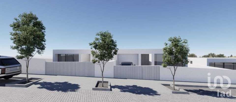 Lodge T3 in Forjães of 163 m²