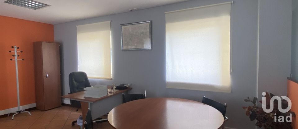 Shop / premises commercial in Peso da Régua e Godim of 47 m²