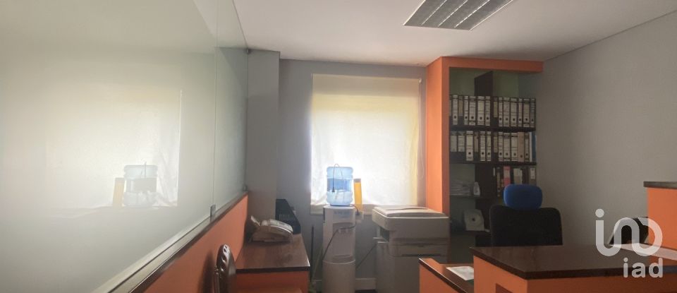Shop / premises commercial in Peso da Régua e Godim of 47 m²