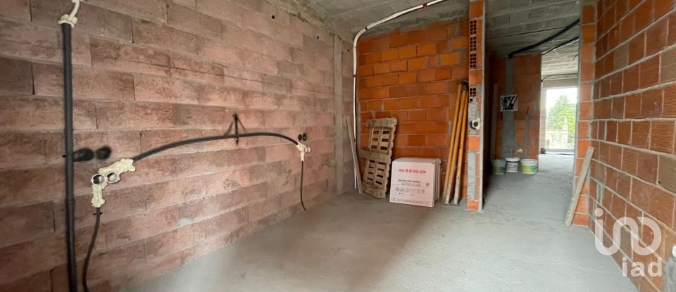 House T3 in Barcelos, Vila Boa e Vila Frescainha (São Martinho e São Pedro) of 176 m²