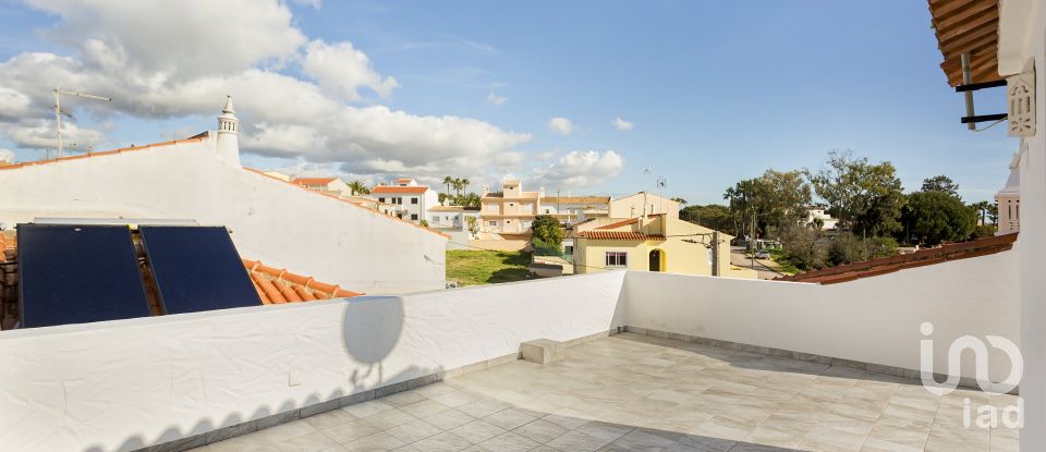 House T7 in Porches of 421 m²