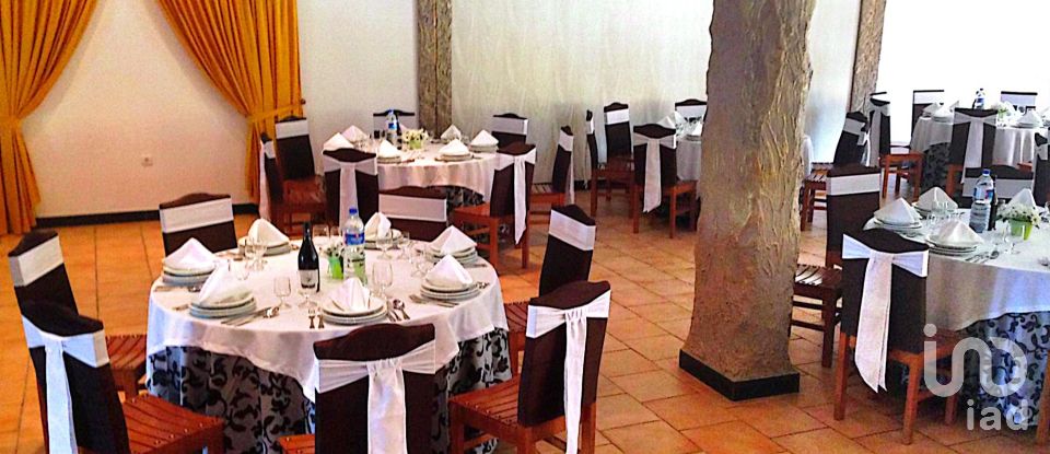 Shop / premises commercial in Vila da Ponte of 483 m²