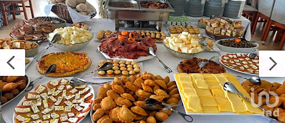 Shop / premises commercial in Vila da Ponte of 483 m²