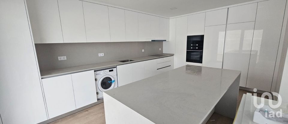 Maison T4 à Corroios de 200 m²