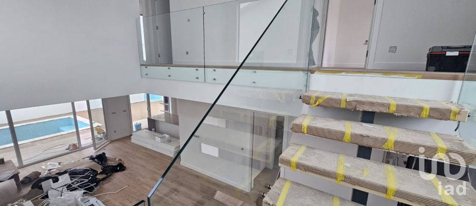 Maison T4 à Corroios de 200 m²