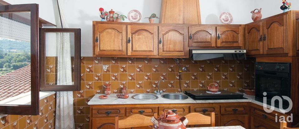 Maison T4 à Podentes de 347 m²