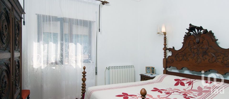 Maison T4 à Podentes de 347 m²