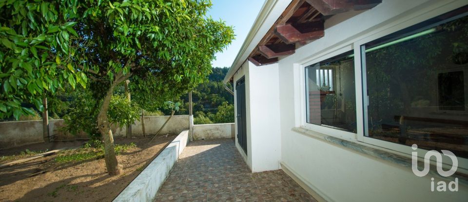 Maison T4 à Podentes de 347 m²