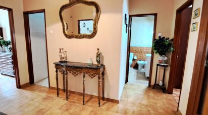 House T3 in Lourinhã e Atalaia of 173 m²