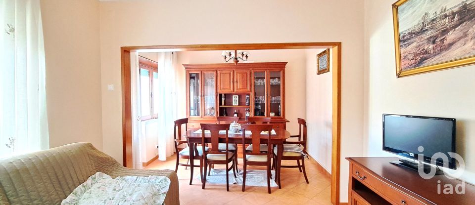 Moradia T3 em Lourinhã e Atalaia de 173 m²