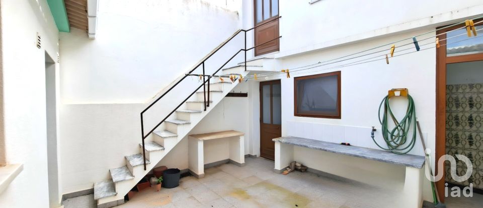 Moradia T3 em Lourinhã e Atalaia de 173 m²