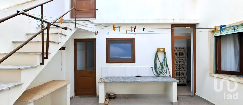 Moradia T3 em Lourinhã e Atalaia de 173 m²