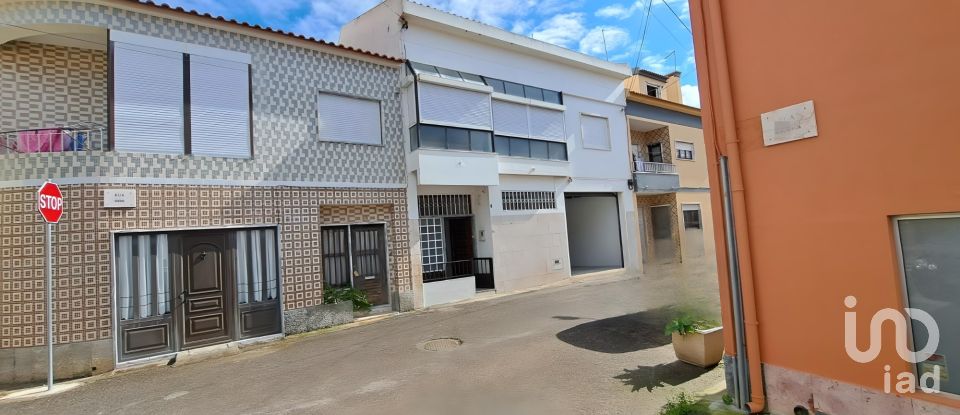 Moradia T3 em Lourinhã e Atalaia de 173 m²