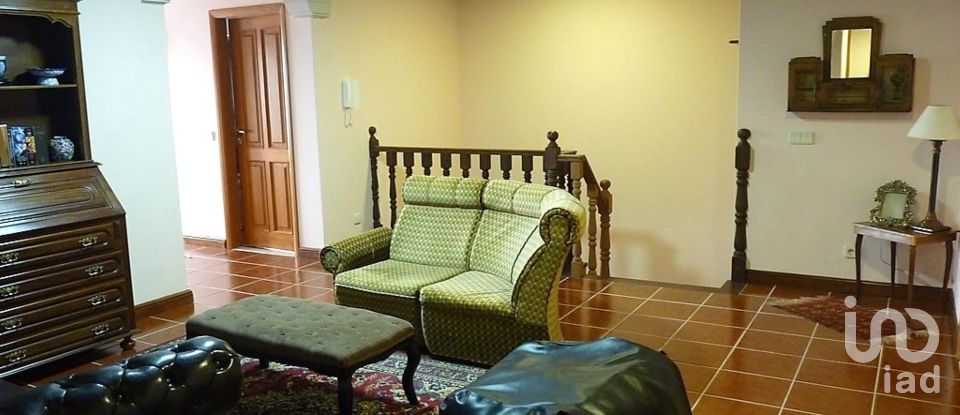 Gîte T4 à Fátima de 664 m²