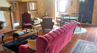 Gîte T4 à Fátima de 664 m²