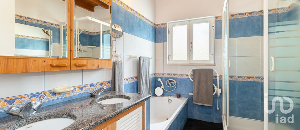 Maison rustique T5 à Marmelete de 354 m²