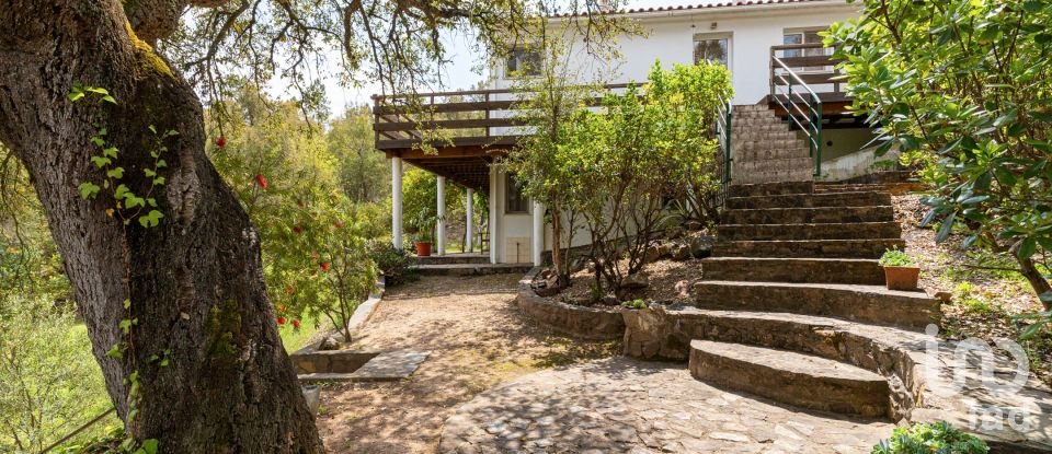 Maison rustique T5 à Marmelete de 354 m²