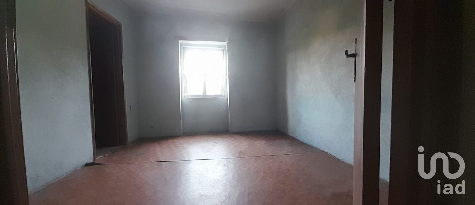 Moradia T3 em Ervedal e Vila Franca da Beira de 90 m²