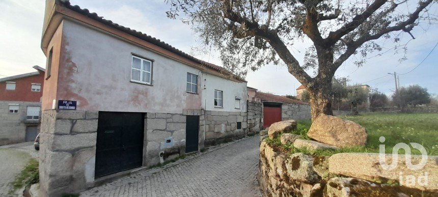 Moradia T3 em Ervedal e Vila Franca da Beira de 90 m²