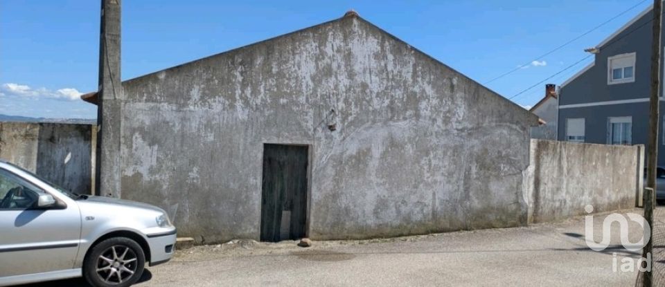 Maison T3 à São Pedro da Cadeira de 117 m²