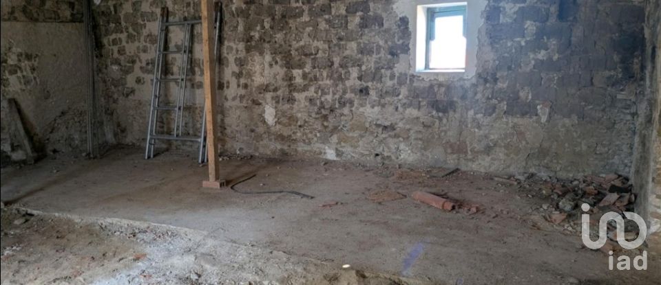 Maison T3 à São Pedro da Cadeira de 117 m²