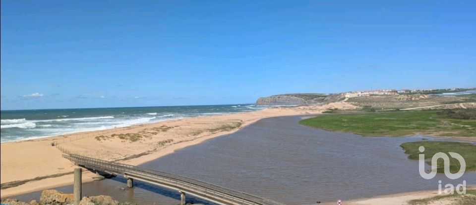 Maison T3 à São Pedro da Cadeira de 117 m²