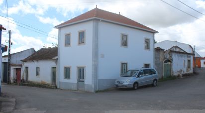 Casa T3 em Almoster de 170 m²