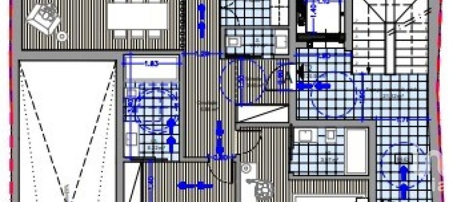 Terreno urbano em Azueira e Sobral da Abelheira de 301 m²