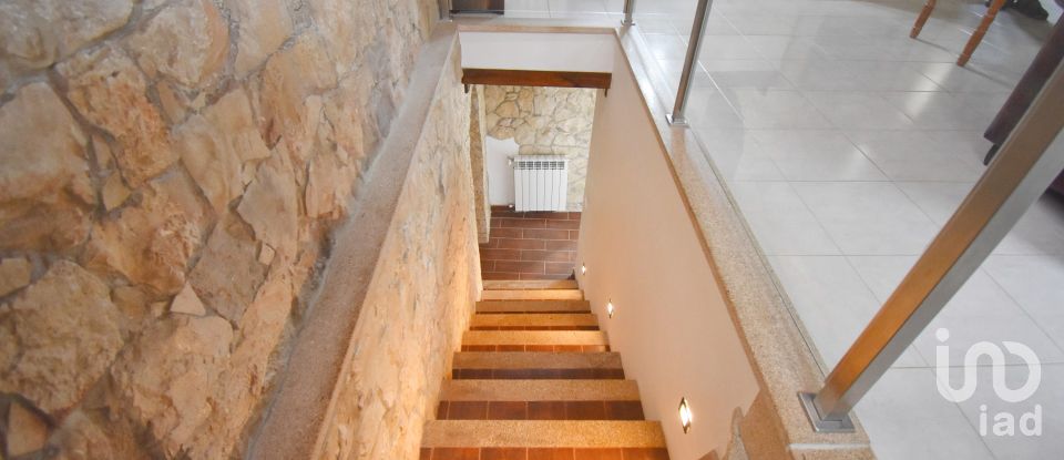 Maison traditionnelle T3 à Espinhal de 213 m²