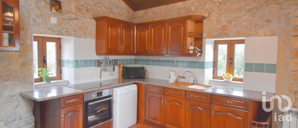 Maison traditionnelle T3 à Espinhal de 213 m²