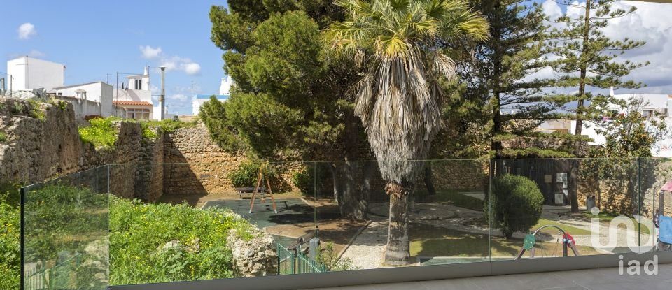 Apartamento T1 em Alvor de 78 m²