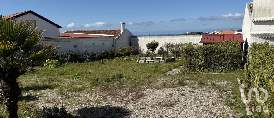 Building plot in Lourinhã e Atalaia of 640 m²