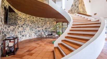 Maison T4 à Mira de Aire de 662 m²