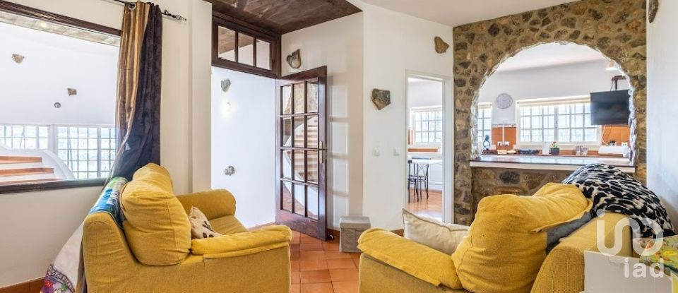 House T4 in Mira de Aire of 662 m²