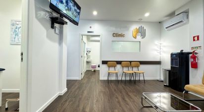 Shop / premises commercial in Meirinhas of 146 m²