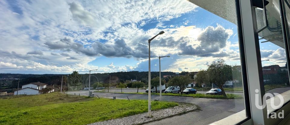 Shop / premises commercial in Meirinhas of 146 m²