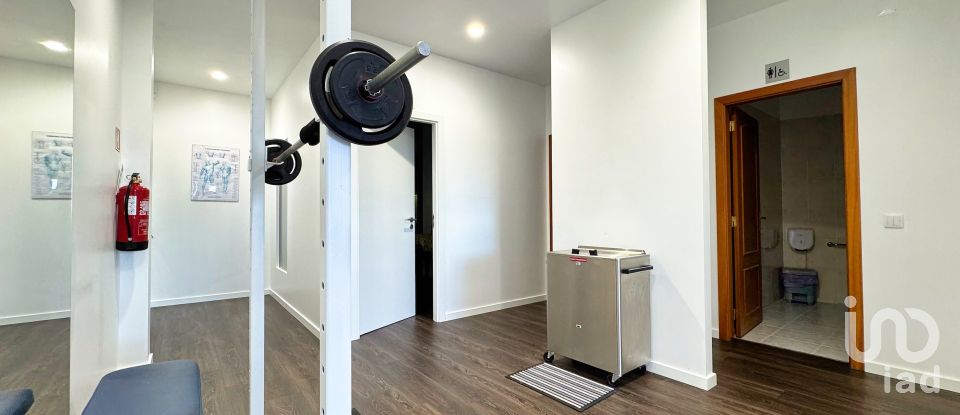 Shop / premises commercial in Meirinhas of 146 m²