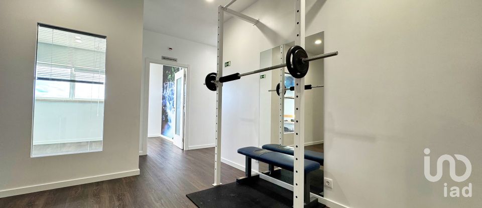 Shop / premises commercial in Meirinhas of 146 m²