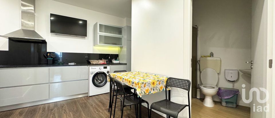 Shop / premises commercial in Meirinhas of 146 m²