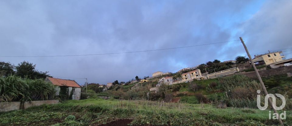 Terrain à Canhas de 1 482 m²