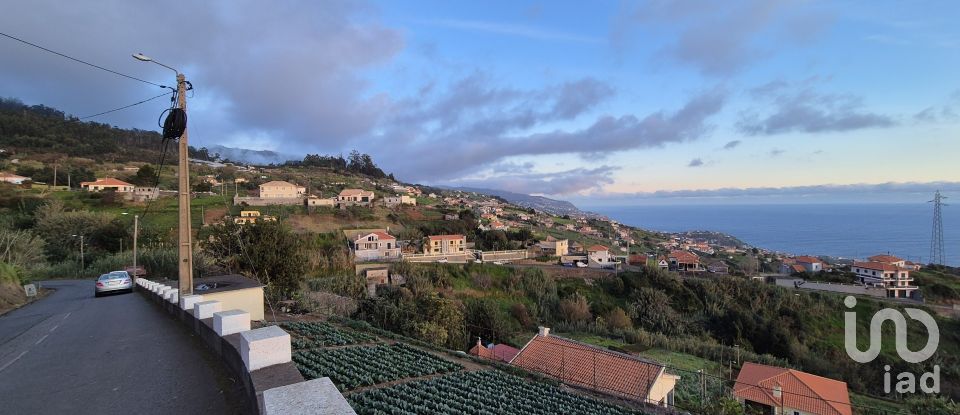 Terrain à Canhas de 1 482 m²