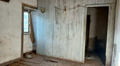 Block of flats in Alvares of 24 m²