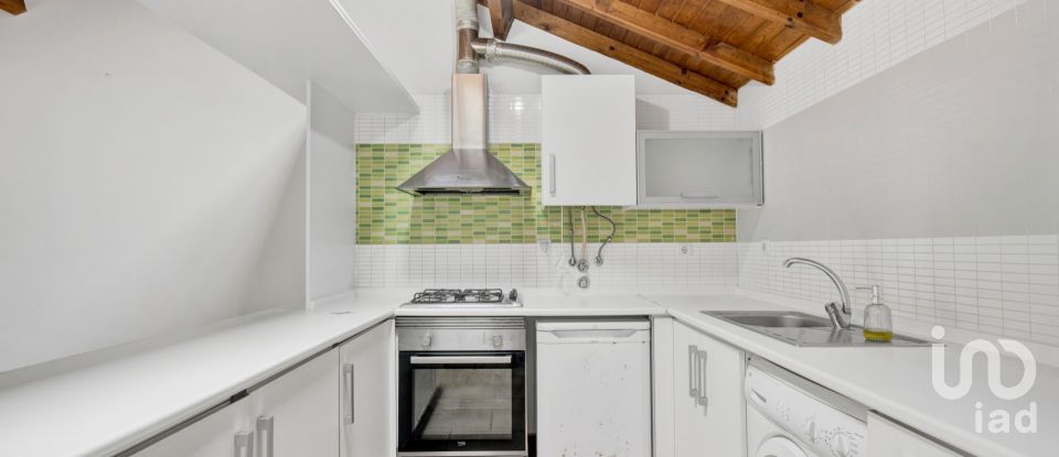 Moradia T5 em Atouguia da Baleia de 192 m²