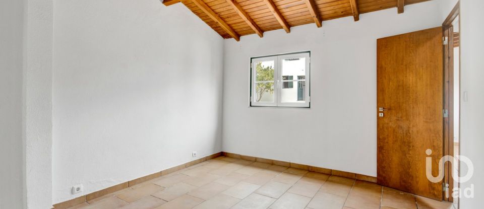 Moradia T5 em Atouguia da Baleia de 192 m²