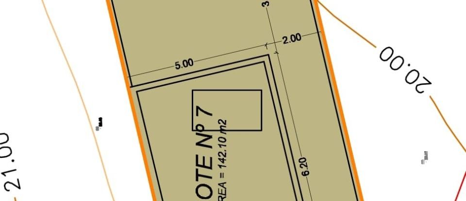 House T3 in Faro (Sé e São Pedro) of 145 m²