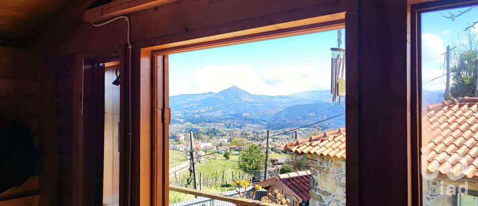 Moradia T2 em Arnóia de 144 m²