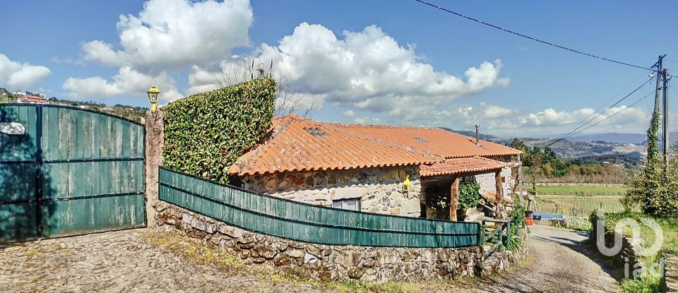 Moradia T2 em Arnóia de 144 m²